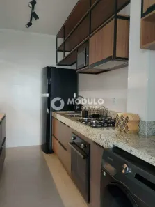Apartamento com 2 Quartos para alugar, 70m² no Tubalina, Uberlândia