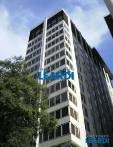 Ponto Comercial para alugar, 800m² no Cerqueira César, São Paulo