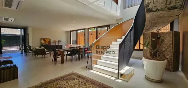Casa com 4 Quartos para alugar, 634m² no Parque Residencial Nardini, Americana