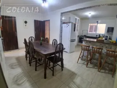Sobrado com 3 Quartos à venda, 177m² no Jardim Telles de Menezes, Santo André