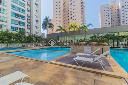 Apartamento com 3 Quartos para alugar, 107m² no Passo da Areia, Porto Alegre