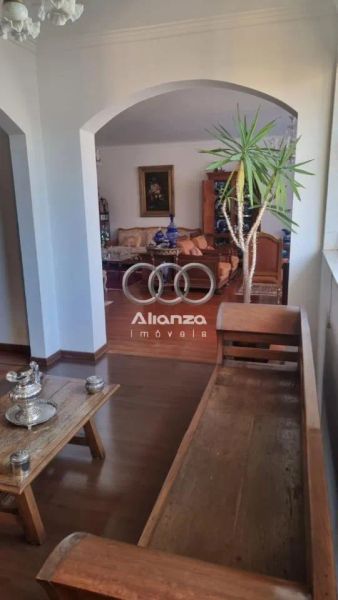 Apartamento com 4 quartos — Serra, Belo Horizonte