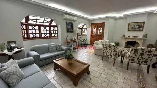 Casa com 3 Quartos à venda, 331m² no Jardim Bom Clima, Guarulhos