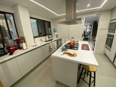 Sobrado com 3 Quartos à venda, 200m² no Campo Grande, São Paulo