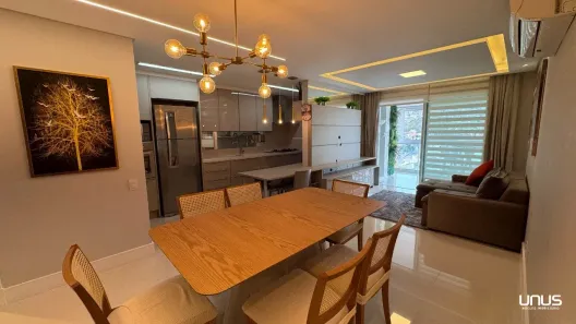 Apartamento com 2 Quartos à venda, 98m² no Centro, Florianópolis