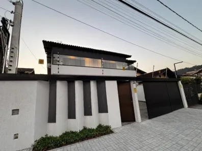 Casa com 4 Quartos à venda, 297m² no Canto do Forte, Praia Grande