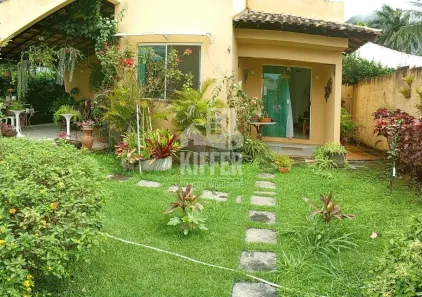 Casa de Condomínio com 3 Quartos para alugar, 124m² no São José do Imbassaí, Maricá