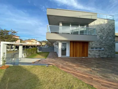 Casa com 4 Quartos à venda, 267m² no Morrinhos, Garopaba