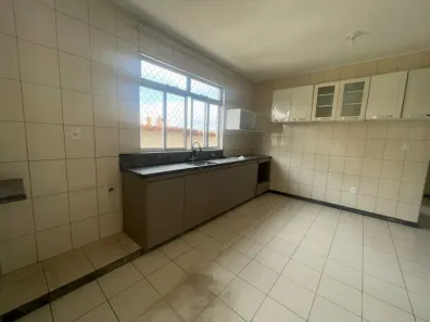 Apartamento com 3 Quartos para alugar, 85m² no Serrano, Belo Horizonte