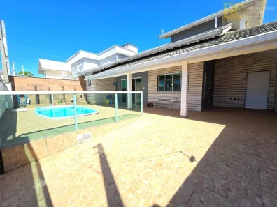 Sobrado com 6 Quartos à venda, 253m² no Bal Stella Maris, Peruíbe