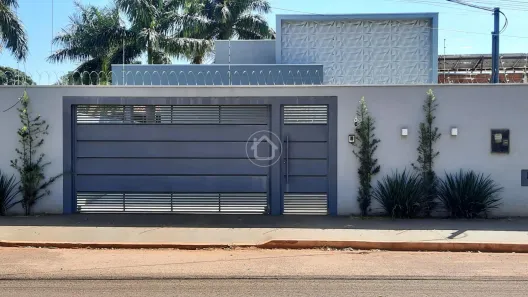 Casa com 3 Quartos à venda, 125m² no Jardim Tijuca, Campo Grande