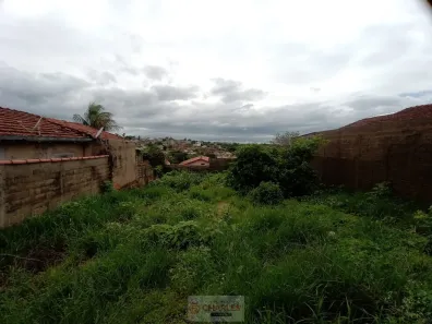 Lote/Terreno à venda, 300m² no Jardim Lago, Mogi Mirim