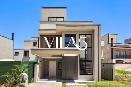 Casa de Condomínio com 3 Quartos à venda, 156m² no Santa Cândida, Curitiba