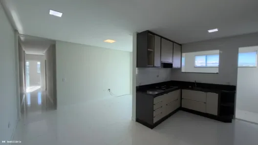 Apartamento com 3 Quartos para alugar, 100m² no , Guanambi