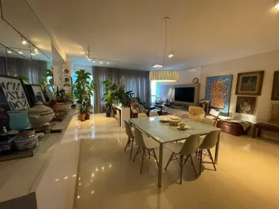 Apartamento com 3 Quartos à venda, 133m² no Centro, Balneário Camboriú