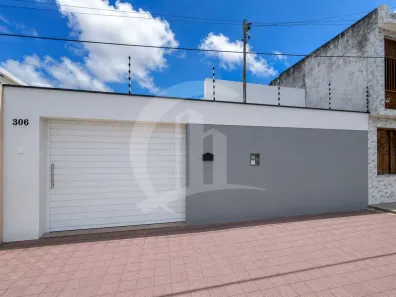 Casa com 2 Quartos para alugar, 150m² no Centro, Aracaju