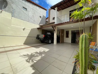 Casa com 3 Quartos à venda, 230m² no Cajazeiras, Fortaleza