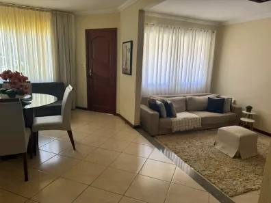 Casa de Condomínio com 3 Quartos para alugar, 160m² no Glória, Macaé