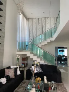 Sobrado com 4 Quartos à venda, 300m² no Vila Santana, Anápolis