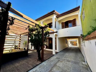 Casa com 4 Quartos à venda, 500m² no Tarumã, Curitiba