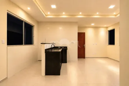 Casa com 2 Quartos para alugar, 90m² no Petrópolis, Joinville