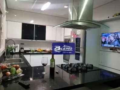Sobrado com 3 Quartos à venda, 260m² no Jardim Dourado, Guarulhos