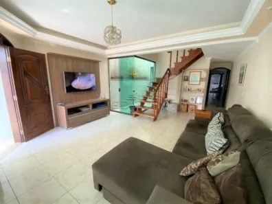 Sobrado com 3 Quartos à venda, 264m² no Jardim Las Vegas, Santo André