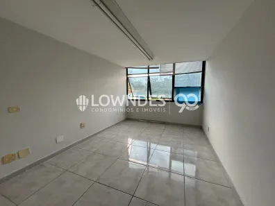Sala Comercial para alugar, 31m² no Vila Isabel, Rio de Janeiro