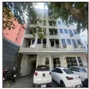Sala Comercial à venda, 140m² no Petrópolis, Porto Alegre