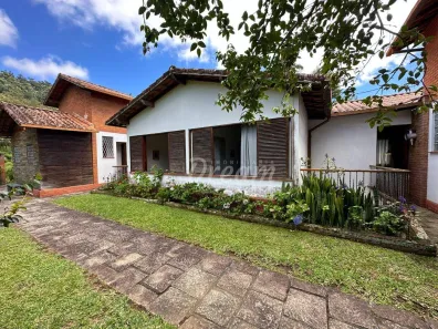 Casa com 4 Quartos à venda, 137m² no Vargem Grande, Teresópolis