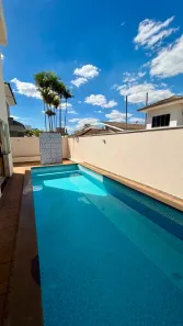 Casa de Condomínio com 5 Quartos para alugar, 380m² no Conjunto Estrela do Sul, Aparecida de Goiânia