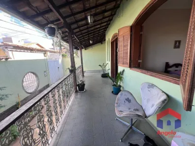 Casa com 3 Quartos à venda, 274m² no Rio Branco, Belo Horizonte