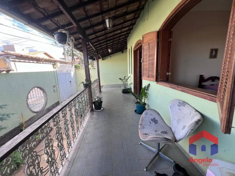 Casa com 3 quartos — Rio Branco, Belo Horizonte