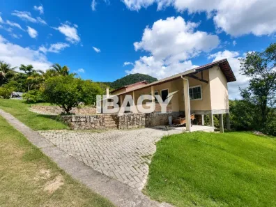 Casa com 3 Quartos para alugar, 181m² no Ratones, Florianópolis