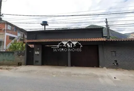 Casa com 2 Quartos à venda, 188m² no Nogueira, Petrópolis