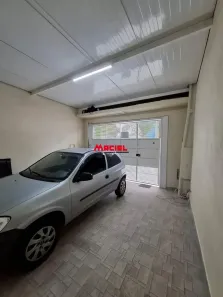 Sobrado com 3 Quartos à venda, 200m² no Residencial Galo Branco, São José dos Campos