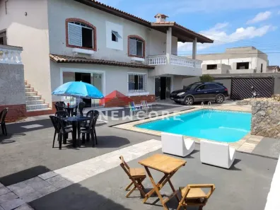 Sobrado com 5 Quartos à venda, 420m² no Centro, Peruíbe