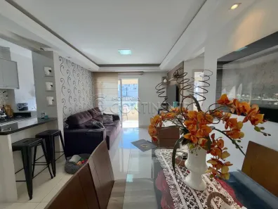 Apartamento com 2 Quartos à venda, 74m² no Capoeiras, Florianópolis
