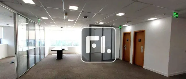 Sala Comercial para venda ou aluguel, 126m² no Vila Cordeiro, São Paulo