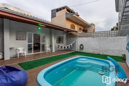 Casa com 3 Quartos à venda, 157m² no Jardim do Salso, Porto Alegre