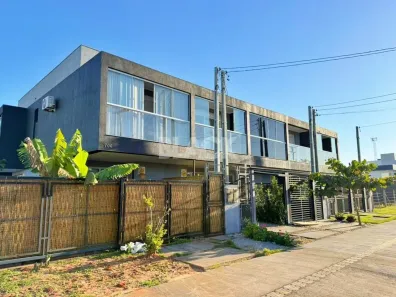Sobrado com 2 Quartos à venda, 86m² no Torres, Torres