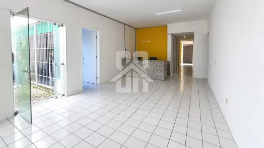 Ponto Comercial para alugar, 300m² no Santo Amaro, Recife