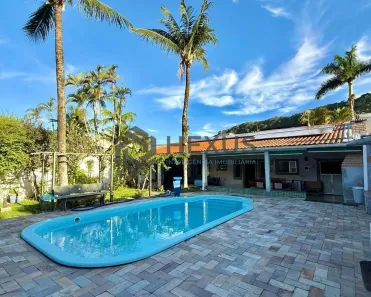 Casa com 5 Quartos à venda, 300m² no Guaiúba, Guarujá