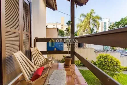 Casa com 3 Quartos à venda, 150m² no Passo da Areia, Porto Alegre