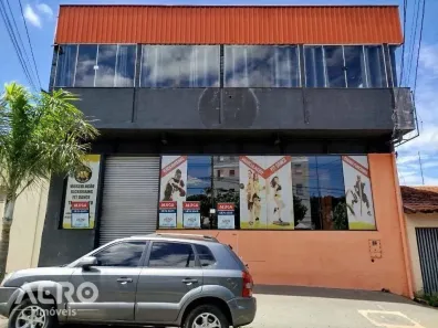 Galpão/Depósito/Armazém para alugar, 420m² no Jardim Redentor, Bauru