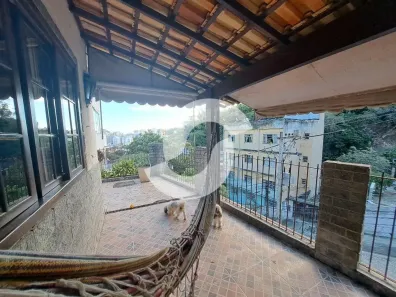 Casa com 4 Quartos à venda, 675m² no Pe Pequeno, Niterói