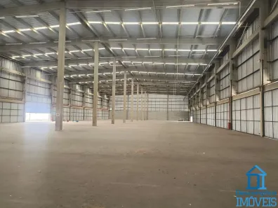 Galpão/Depósito/Armazém com 4 Quartos para alugar, 3950m² no Jangurussu, Fortaleza
