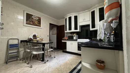 Sobrado com 4 Quartos à venda, 240m² no Jardim São Ricardo, São Paulo