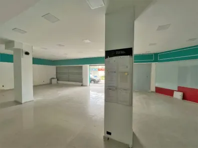 Ponto Comercial para venda ou aluguel, 147m² no Parque Ulisses, Nova Iguaçu