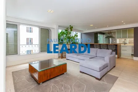 Apartamento com 2 Quartos à venda, 128m² no Vila Nova Conceição, São Paulo